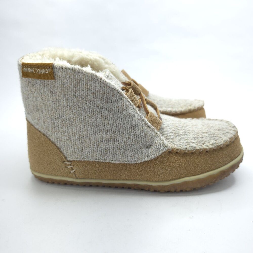 Minnetonka Torrey Bootie Slipper Women's size 6 cozy leather shoe 40141w